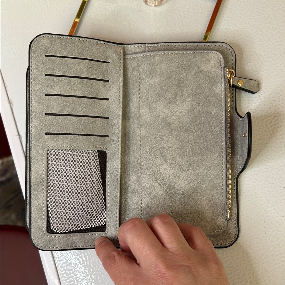 Forever 21 Silver Wallet - Picture 5 of 7